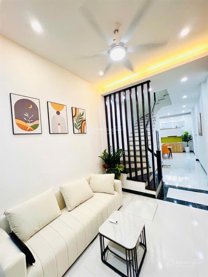 Bán đất tặng nhà nguyễn thái học 2 lối thông ra phố  kinh doanh gần văn miếu không quy hoạch