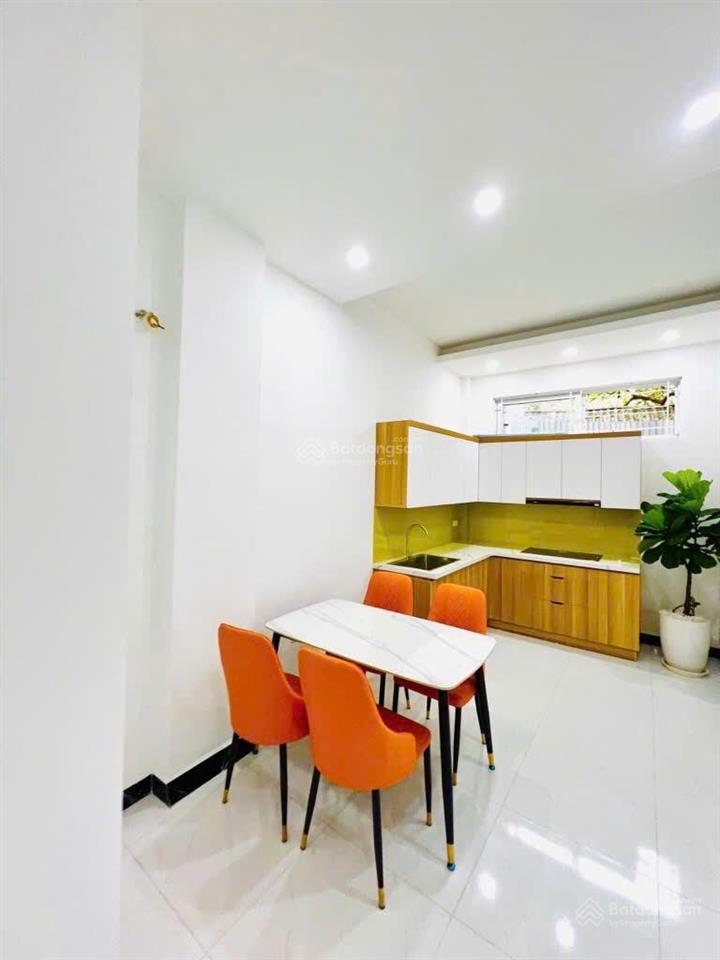 Bán đất tặng nhà nguyễn thái học 2 lối thông ra phố  kinh doanh gần văn miếu không quy hoạch