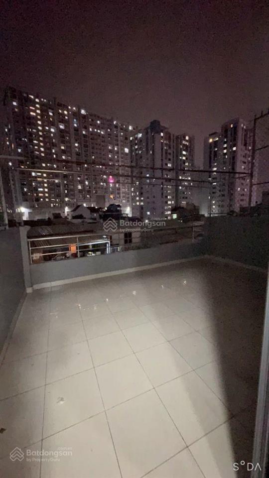 Hxh  4 tầng  thông âu cơ  luỹ bán bích  ngang lớn 5m  nở hậu  2 mặt tiền thoáng