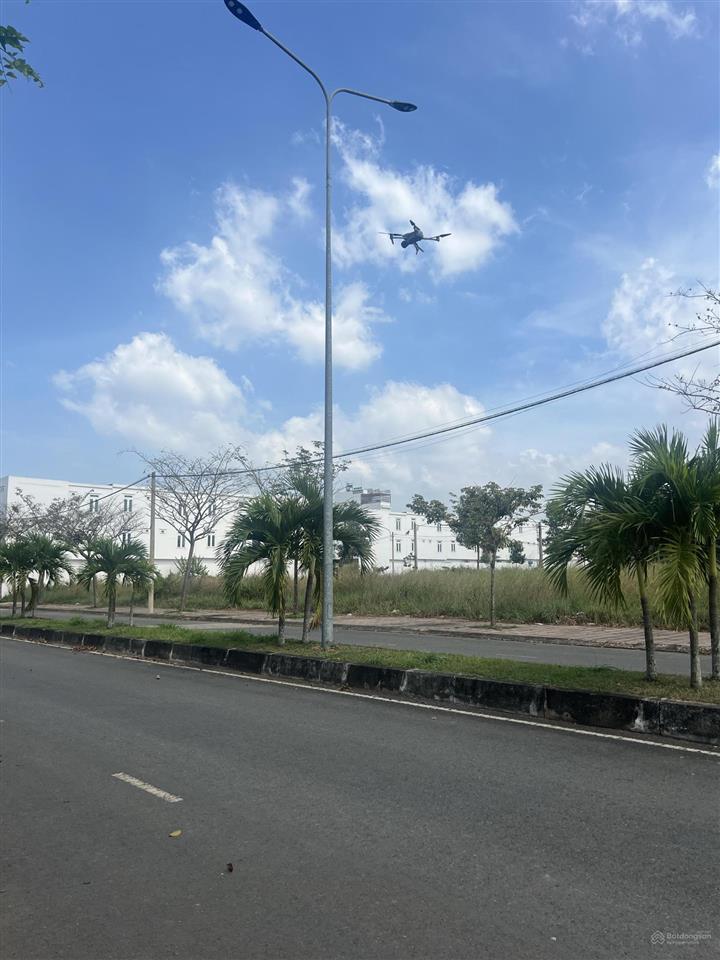 Chủ gửi bán gấp lô đất đẹp toạ lạc tại khu dân cư d2d xã lộc long thành đồng nai
