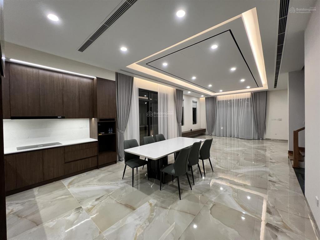 Chính chủ cho thuê biệt thự song lập có thang máy, nhà mới, ở khu h7 starlake