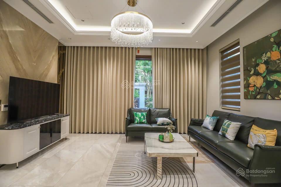 Chính chủ cho thuê biệt thự song lập 220m2 có thang máy, hồ cá, sân vườn ở khu đô thị starlake