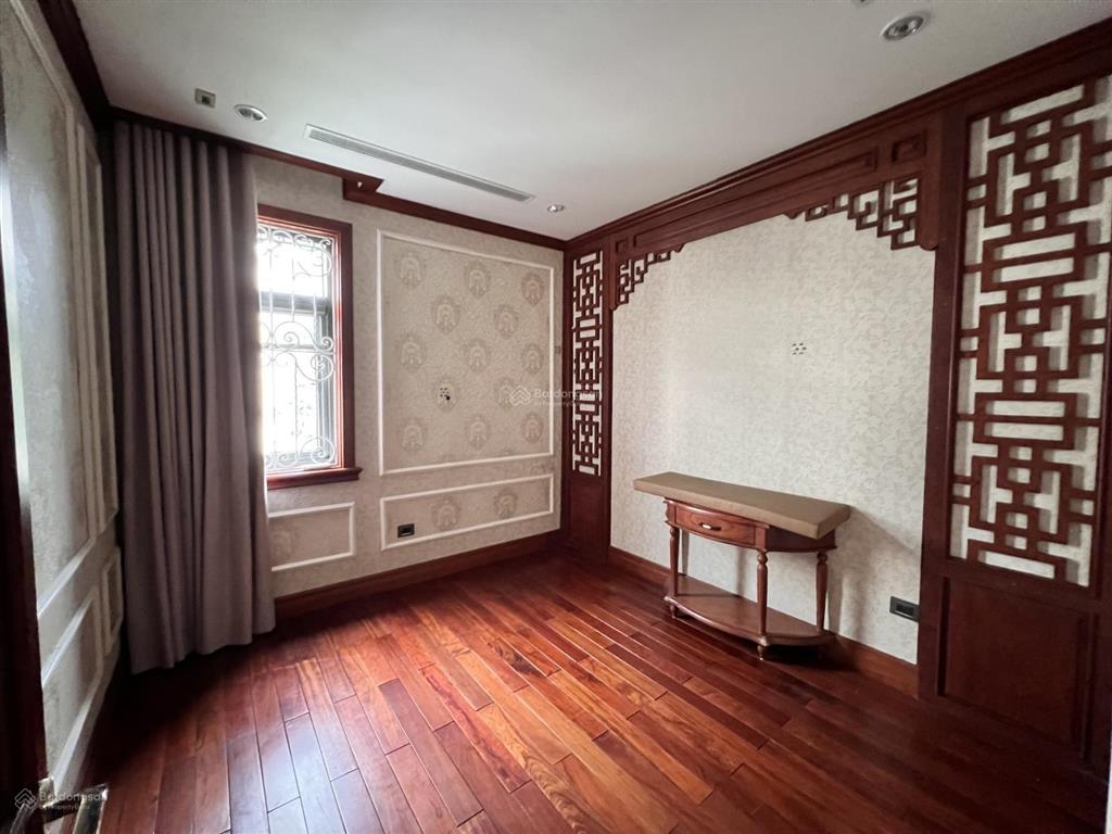 Chính chủ cho thuê biệt thự song lập ở khu h7 starlake  tây hồ tây  giá 55 tr/th