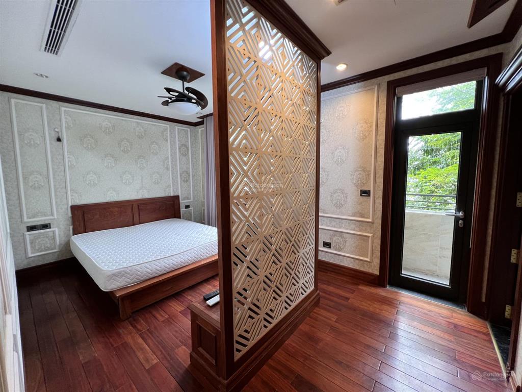 Chính chủ cho thuê biệt thự song lập ở khu h7 starlake  tây hồ tây  giá 55 tr/th