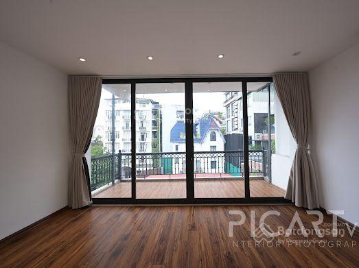 Cho thuê nhà siêu đẹp mặt phố tây hồ