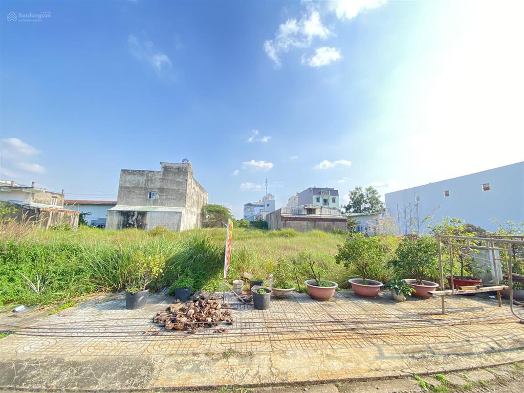 Bán gấp đất 5m x 26m (130m2) kdc tân đô, sổ hồng riêng, vị trí đẹp, gần trục đường lớn.