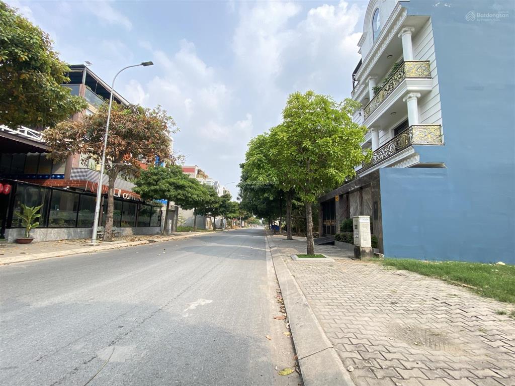 Bán đất 10m x 23,6m (236m²) nằm trục đường trần văn giàu, thổ cư 100%, sổ hồng riêng