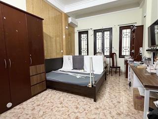 Lê thanh nghị  khu vực bách khoa  5 tầng dân xây  lô góc 3 thoáng  vị trí đẹp vài bước ra ô tô