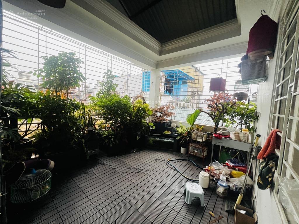 Bán nhà trần khát chân5 tầng dân xây10m ra mặt phố oto tránhtiện íchvài phút lên hồ gươm