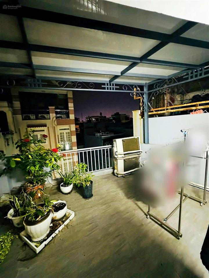 Bán nhà riêng đẹp tại đoàn thị điểm, 61,8m2, nhiều tiện ích q. phú nhuận, hcm