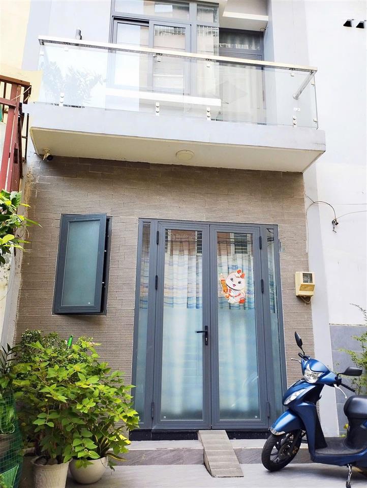 Bán nhà riêng đẹp tại đoàn thị điểm, 61,8m2, nhiều tiện ích q. phú nhuận, hcm
