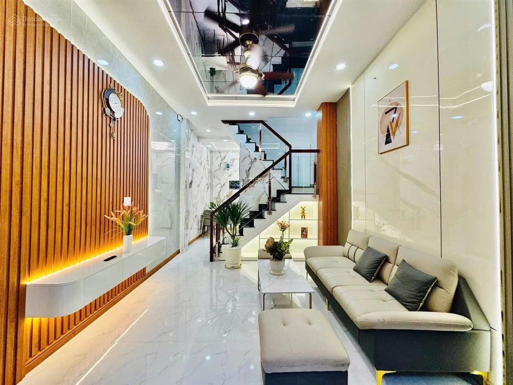 Bán nhà riêng trần quang diệu, dt 56,9m2, 3pn, 3wc siêu hot