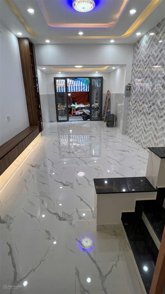 Bán nr 2pn, 2wc tại phường 12, quận 11, tp.hcm, giá 8,9 tỷ, 40m2, view đẹp!