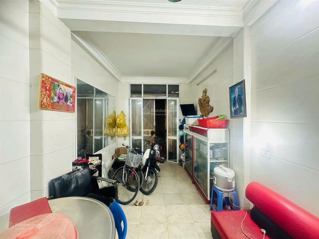 Bán nhà phân lô khuất duy tiền 26mx6tngõ đẹp  dân trí cao  giá 7,95 tỷ