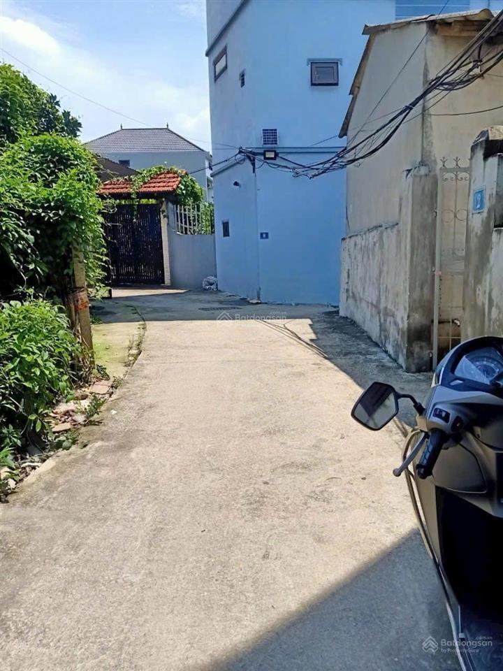 Bán đất tân phong 38m, ô tô vào, ngõ nông kinh doanh.
giá  6.5 tỷ.sổ đẹp nở hậu nhẹ.