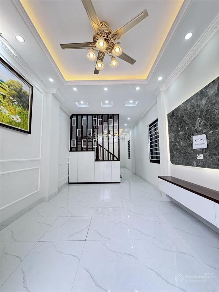 Bán nhà gần học viện tài chính, đh mỏ, văn hội 40m2, 5 tầng, 8.99 tỷ. 6 phòng