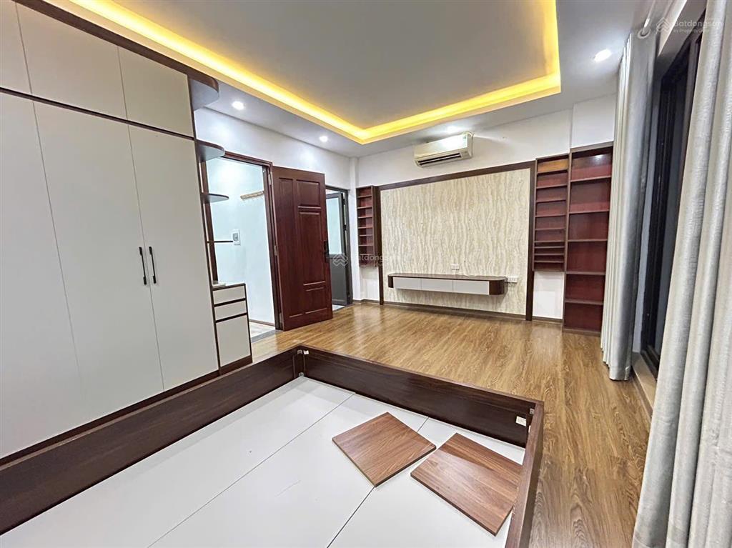 Bán nhà xuân đỉnh 50m, 5 tầng ngõ thông ô tô 7 chỗ đỗ cửa. giá  13.5 tỷ.  0369 316 ***