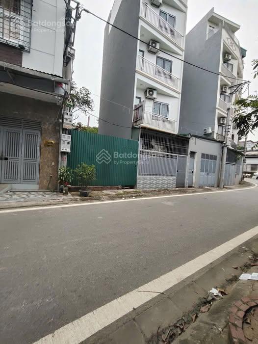 Văn hội 45m2 mặt tiền 4.5m ô tô kinh doanh được. giá 9 tỷ hơn. sổ vuông đẹp.  0369 316 ***