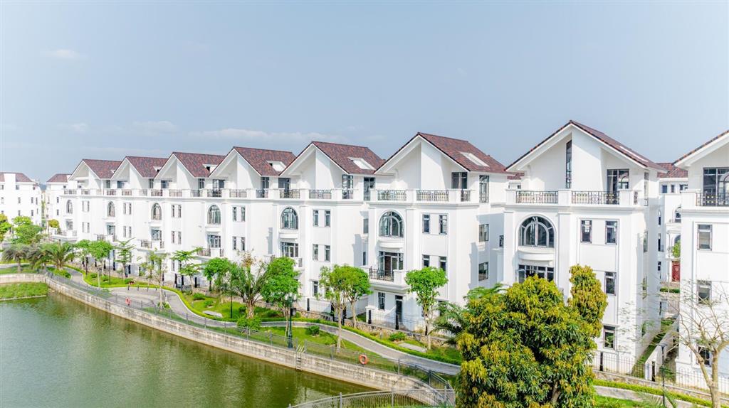 Cc cần ra căn đơn lập view hồ suất ngoại giao rẻ nhất kđt mạnh đức victory từ sơn  0961 789 ***