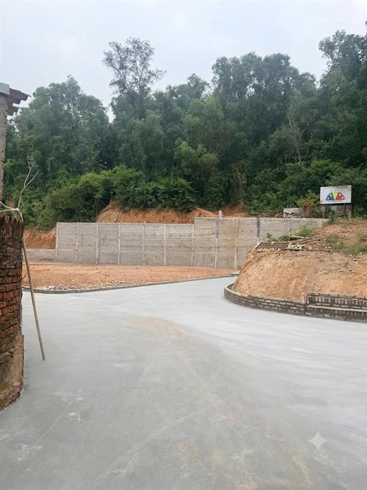 Bán 1 lô f0, ngõ ô tô, giá gốc đầu tư chỉ 1,9 tỷ/ lô. dt 72  90m2.hoàn sơn, tiên du, bắc ninh