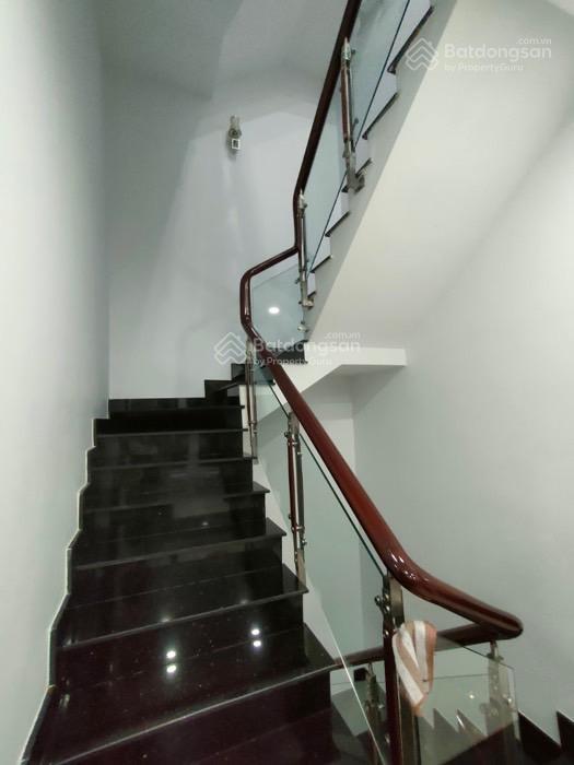 Chị vi nha sĩ bv175 bán nhà 4 tầng st, 93m2, ngang thoáng 4m, hxh thông, giá mong muốn 9.4 tỷ