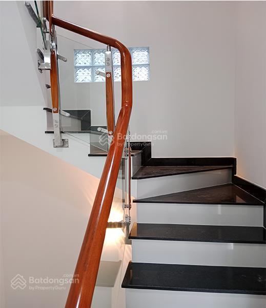 Đối diện bv 175  nhà 4 tầng btct mới xây  40m2  vị trí đẹp, an ninh  giá 6.1 tỷ