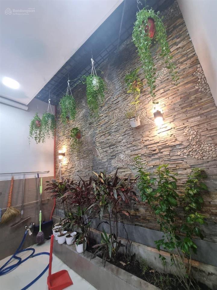 Trung tâm gò vấp, phân lô  hẻm 8m quang trung  3 tầng st  65m2 (4x17)  giá 8 tỷ 5 tl