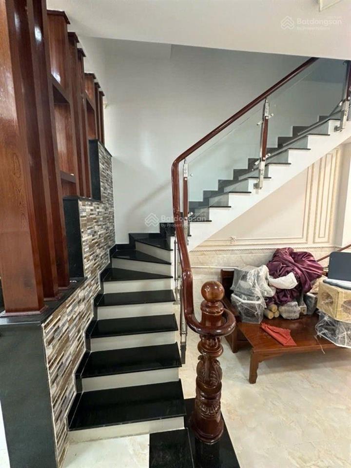 Phường bình phú quận 6. ngay gần vx phú lâm nhà mới đẹp ngang 3.7 dài 14 c 4 tầng