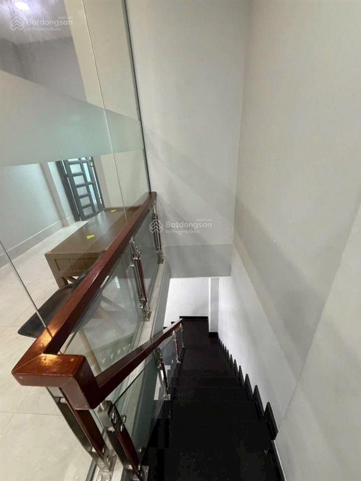 Ngay cây gõ giáp 3/2 quận 10 quận 11 liền 1 mạch. nhà mới cứng khu vực hiếm nhà bán lắm khách ơi