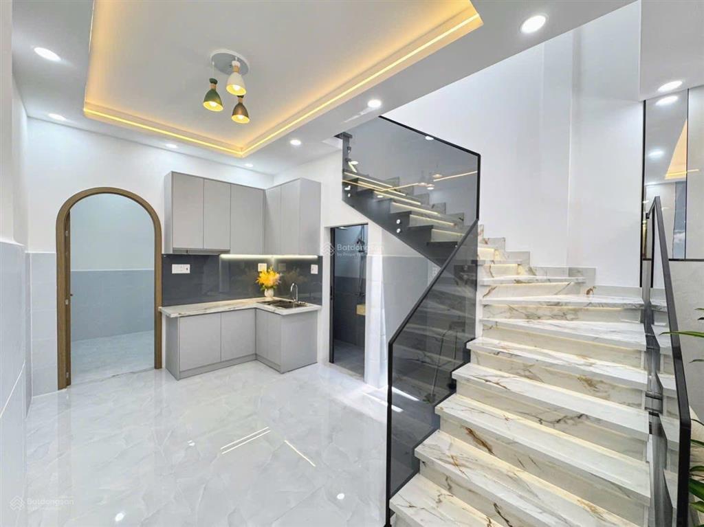 Ngay chợ bình tây, hậu giang diện tích 45 mét rất khan hiếm để sở hữu nhà nhỉnh 5 tỷ ở vị trí này