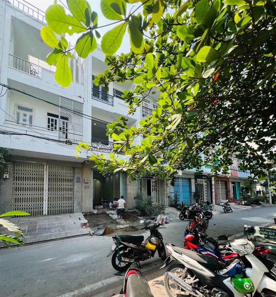 Căn nhà hot nhất quận 6. diện tích gần 70 mét hẻm ô tô vào nhà mà giá chỉ 7,5 tỷ