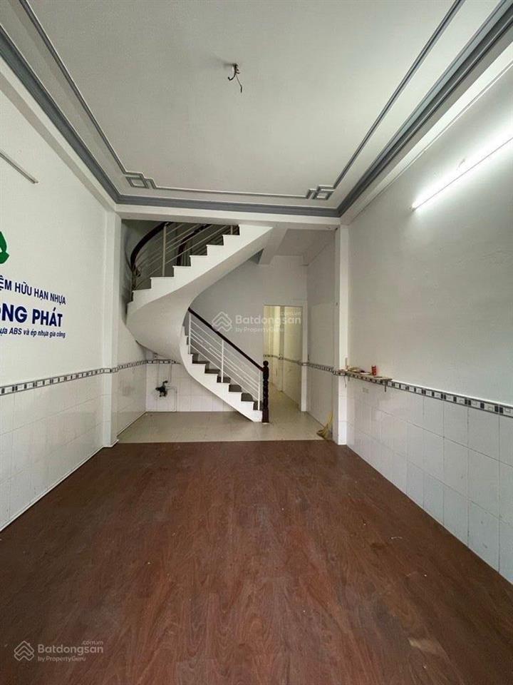 Giảm ngay 500 triệu ngay mặt tiền số 2 giáp quận 6 ngang 4x12 vuông vức về sơn lại là ở ngon