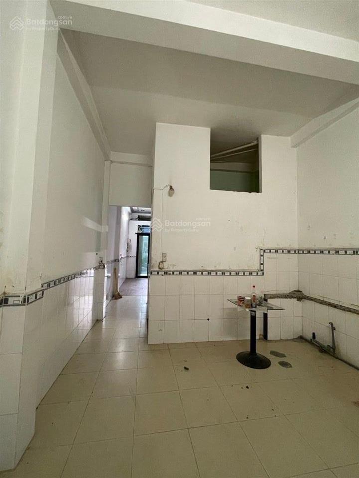 Giảm ngay 500 triệu ngay mặt tiền số 2 giáp quận 6 ngang 4x12 vuông vức về sơn lại là ở ngon