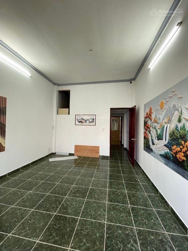 Giảm ngay 500 triệu ngay mặt tiền số 2 giáp quận 6 ngang 4x12 vuông vức về sơn lại là ở ngon