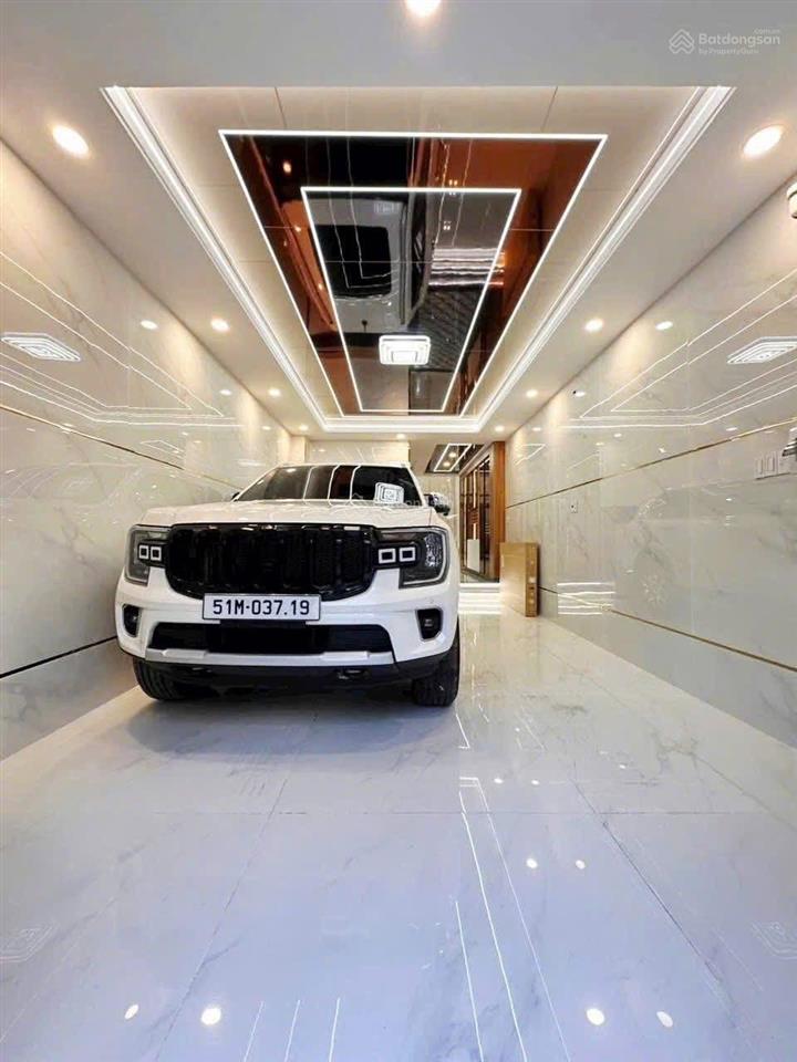 Hơn 200 mét mà giá chỉ hơn 12 tỷ hẻm sát mặt tiền khu vực hậu giang bình tiên trung tâm quận 6.