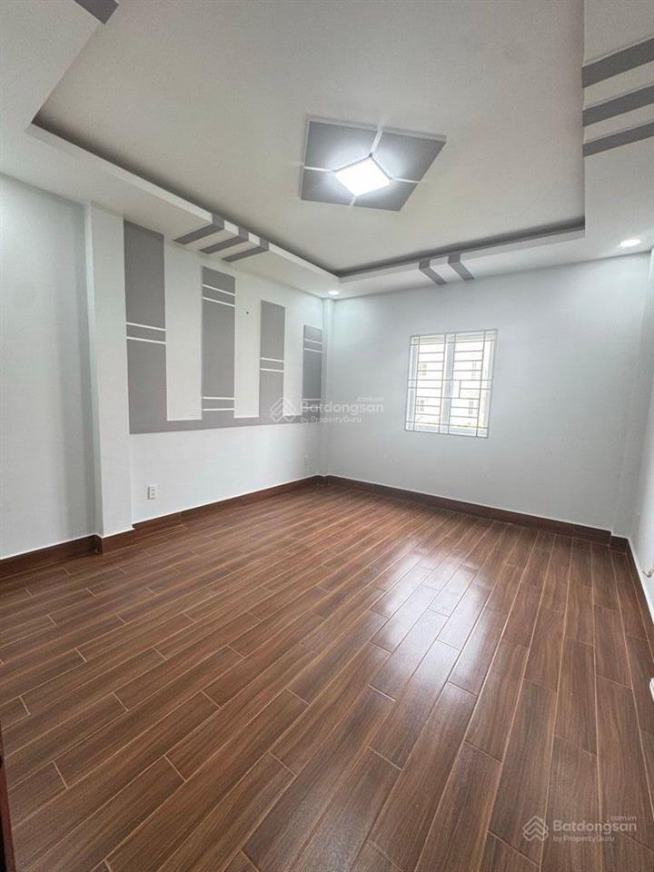 Nhà mặt tiền khu phân phô vip giáp quận 6 ngang 4x18 xây 4 lầu mới cứng chỉ 9,5 tỷ