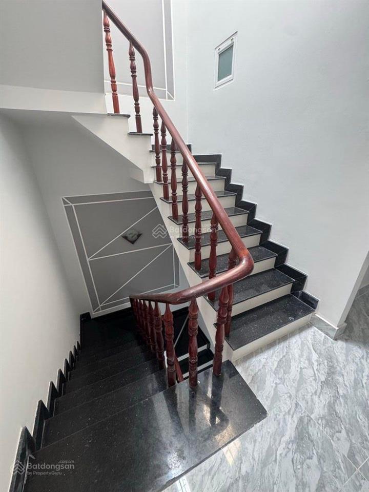 Nhà mặt tiền khu phân phô vip giáp quận 6 ngang 4x18 xây 4 lầu mới cứng chỉ 9,5 tỷ