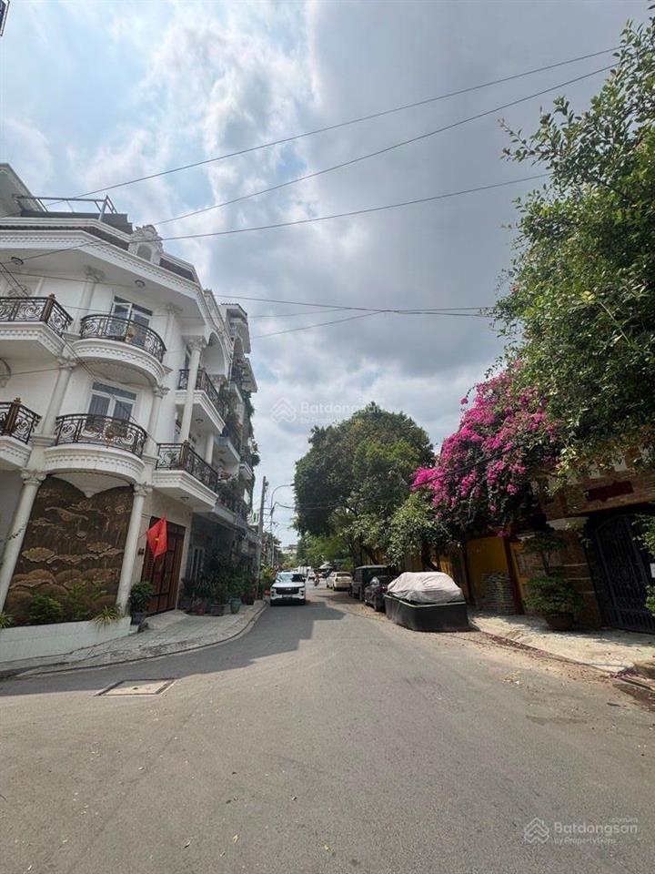 Nhà mặt tiền khu phân phô vip giáp quận 6 ngang 4x18 xây 4 lầu mới cứng chỉ 9,5 tỷ