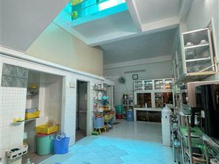 87 mét ngang 4x21 xây đúc cứng cáp 3 tầng phòng rất rộng lớn có chưa chổ làm thang máy lê đại hành