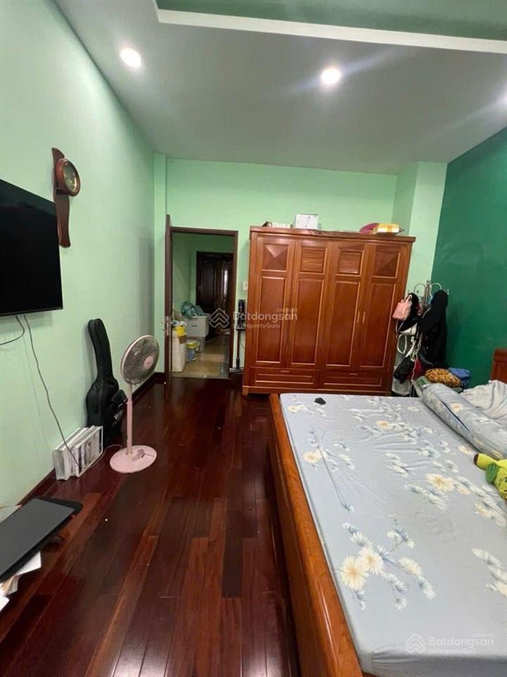 Nhà minh phụng 46 mét hẻm xe tải 4 lầu giá nhỉnh 8 tỷ ngay 3/2 vòng xoay cây gõ