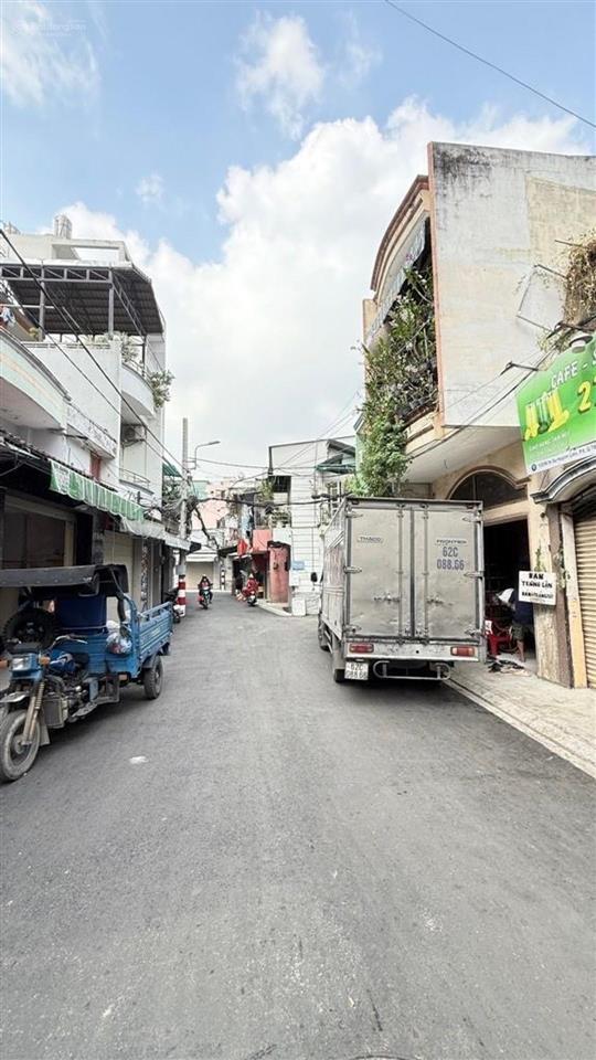 Nhà hồng bàng 115 mét ngang 6 mét hẻm xe hơi vào nhà giá cực ngon