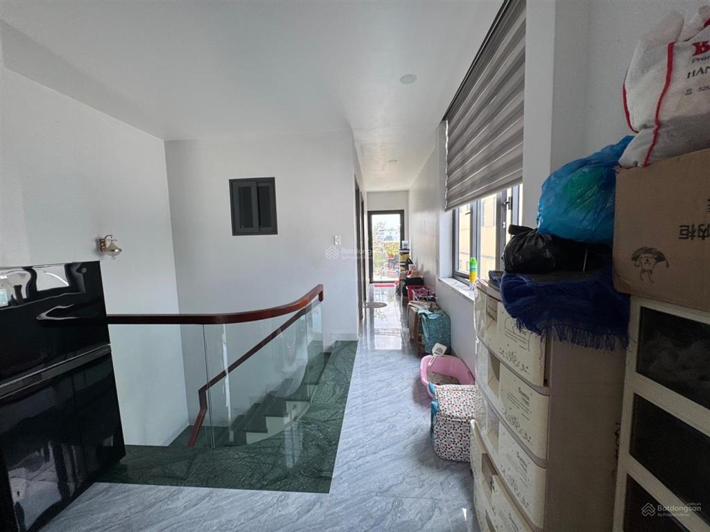 Giáp ngay quận 10 cũ gần đh bách khoa. tđ phú thọ 68 mét 5 tầng chỉ 12 tỷ năm
