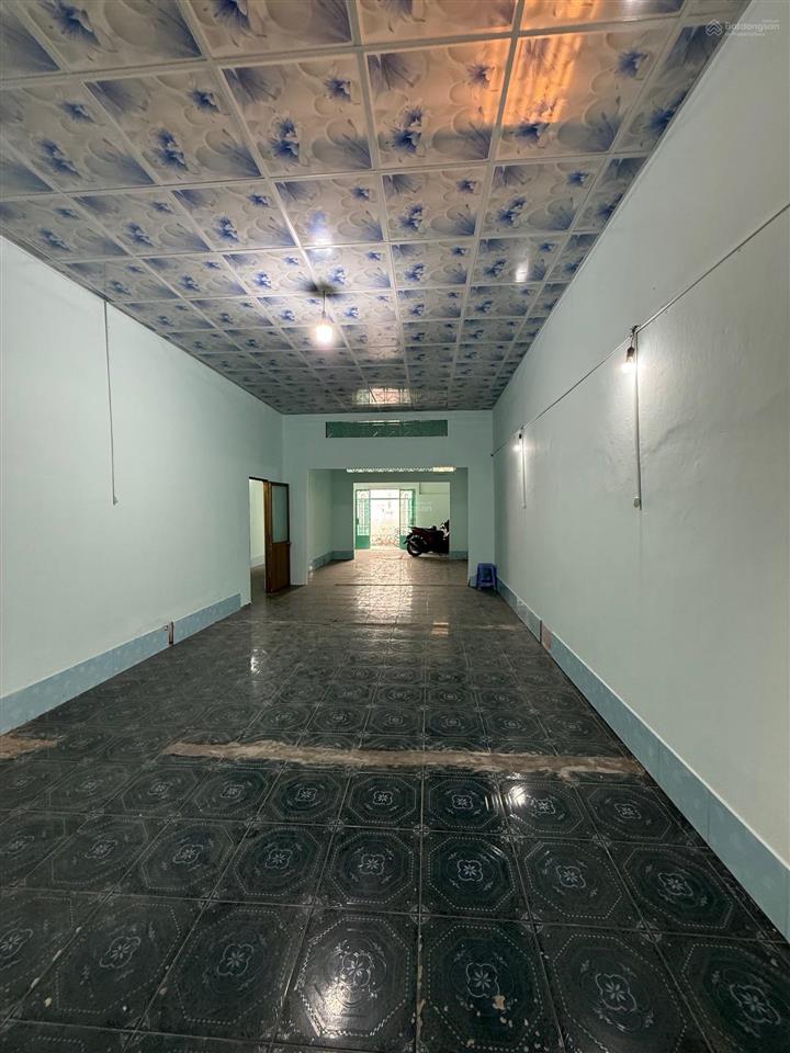 Nhà phùng tá chu gần bên tên lửa, giá tốt, thích hợp xây bt, chdv khai thác dòng tiền tốt