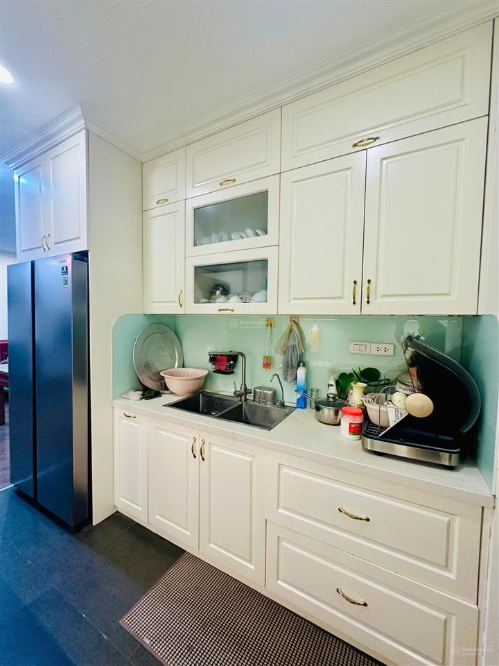 Bán căn chung cư 3 ngủ 96m2 lô góc tại eco lake view 32 đại từ có slot ô tô