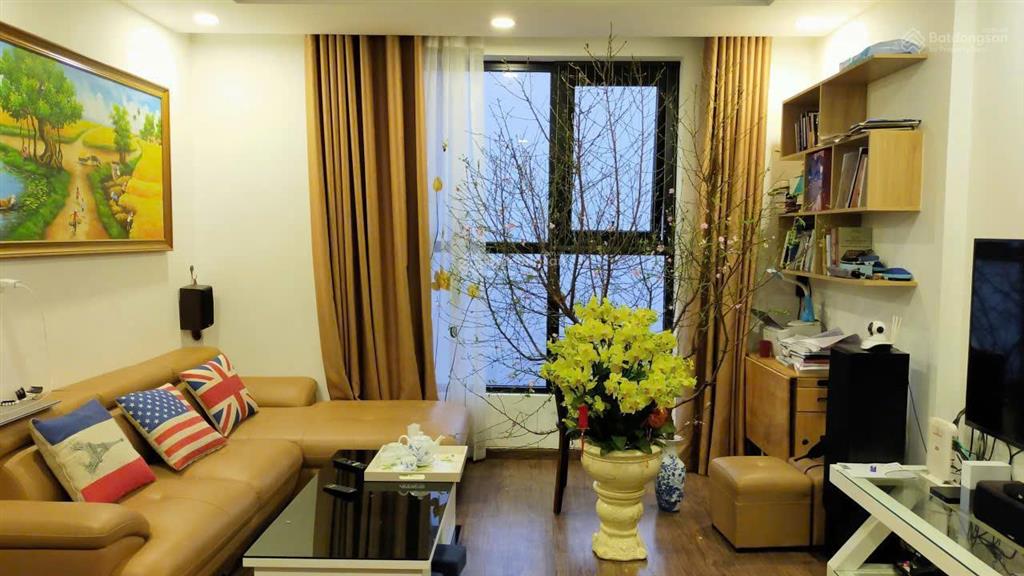 Bán chung cư 2 ngủ 2 vệ sinh 75m2 tại eco lake view 32 đại từ