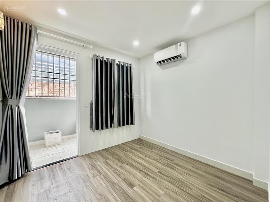 Cho thuê nhà riêng 80m2, 5pn, 3wc tại nhiêu tứ, phú nhuận, hcm giá ưu đãi