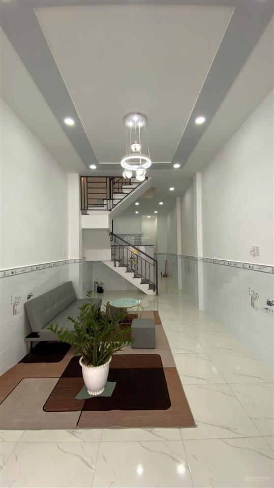 Bán nhà đường mã lò, bình trị đông a, bình tân, 3 tỷ nhỉnh, 45m2, hẻm xe hơi,có sân 3m trước nhà.