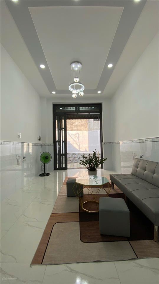 Bán nhà đường mã lò, bình trị đông a, bình tân, 3 tỷ nhỉnh, 45m2, hẻm xe hơi,có sân 3m trước nhà.