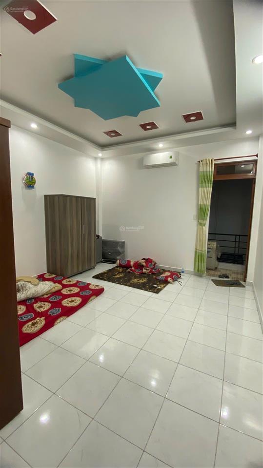 Dt 72m2 , ko lộ giới, 4tầng ,ôtô ngủ trong nhà ,giá 5,tỷ nhỉnh lt ,cạnh tân kì tân quý ,bình tân.