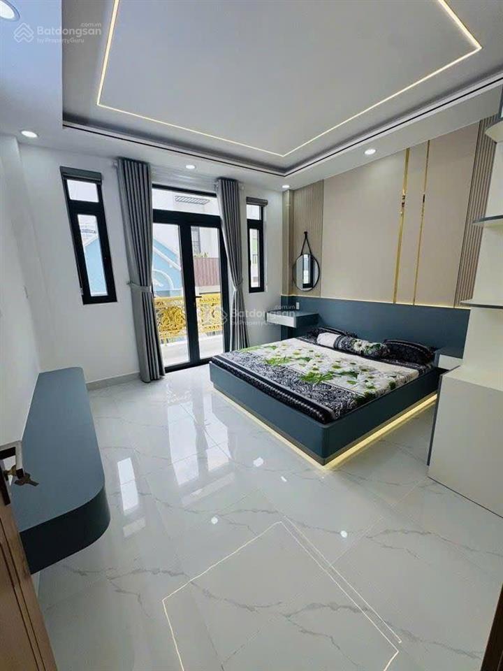 Cạnh hương lộ 2 bình tân( dt 4x13m) 5tầng ,đường 8m,ko lộ giới, 5pn,5vs,tặng nội thất, sổ mới 2025